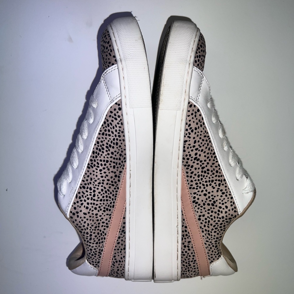 *Universal thread- dotted lace up tie shoes - Picture 4 of 6